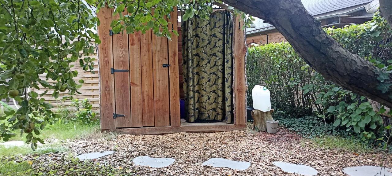 L'Echappee Au Jardin, Yourte Bucolique Godinne Exterior foto